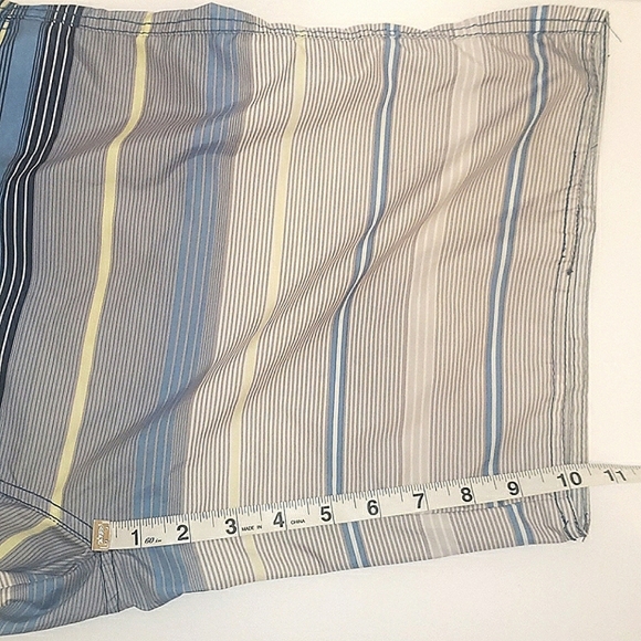 Starting Point Stripe Print Activewear Board Shorts Swim Trunks Small 32" Waist - Picture 15 of 16